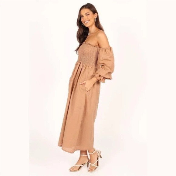 Petal and Pup Domenica Dress Size 6 Small Off Shoulder. Linen - Picture 3 of 8